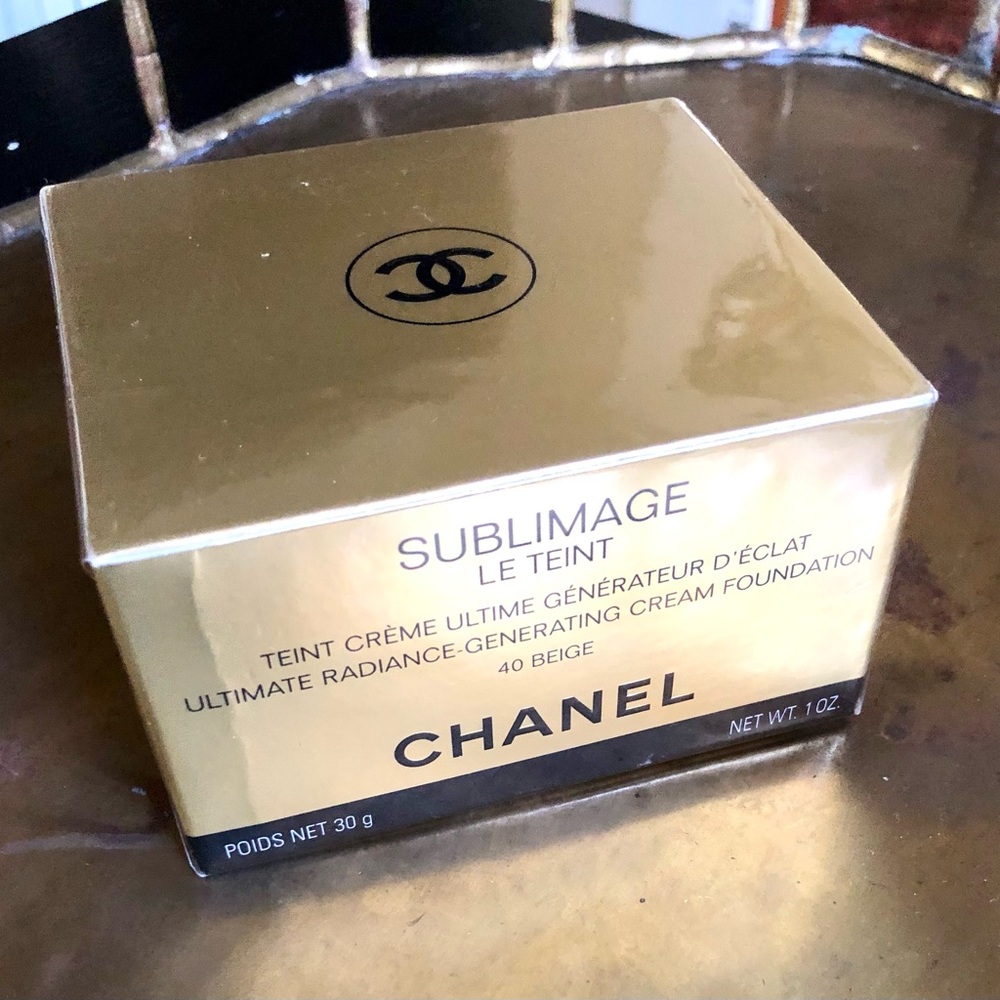 Chanel Sublimage Foundation 40 Beige